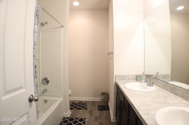 Building Photo - 5132 Sawmill Pt Wy