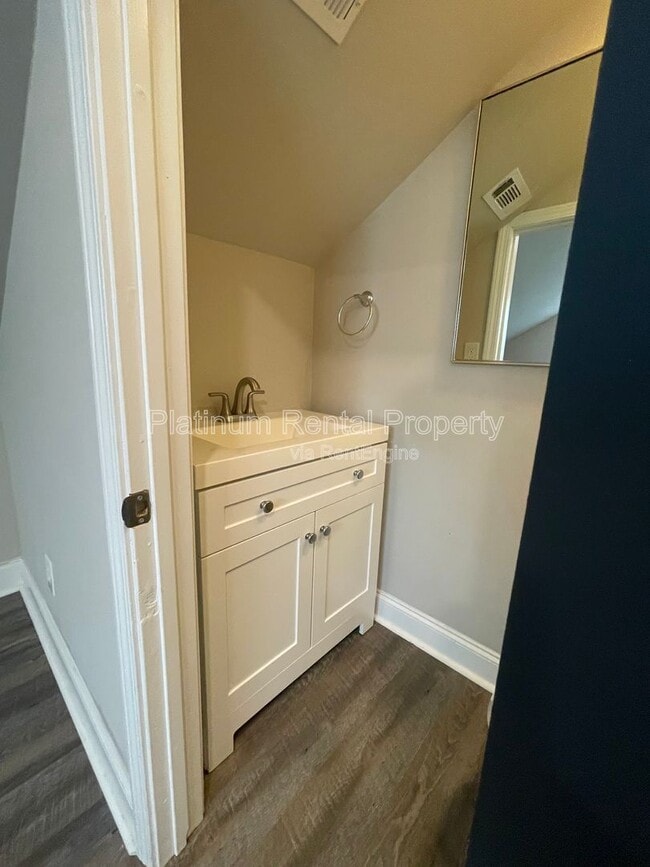 Building Photo - 189 W Jefferson St