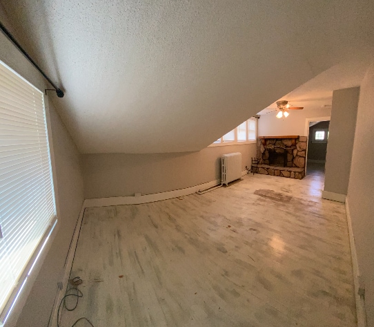 Building Photo - 1341 11th Ave N