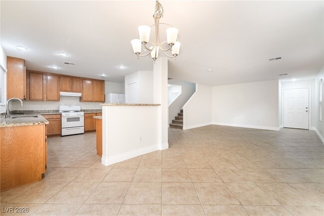 Building Photo - 11119 Tuscolana St