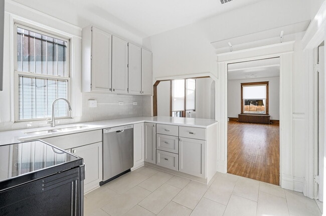 Building Photo - 730 Inca St