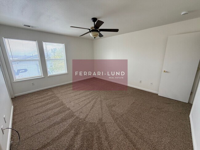 Building Photo - ??Located in Stead, with easy access to local amenities & parks - Kay DeAlba Property!!??