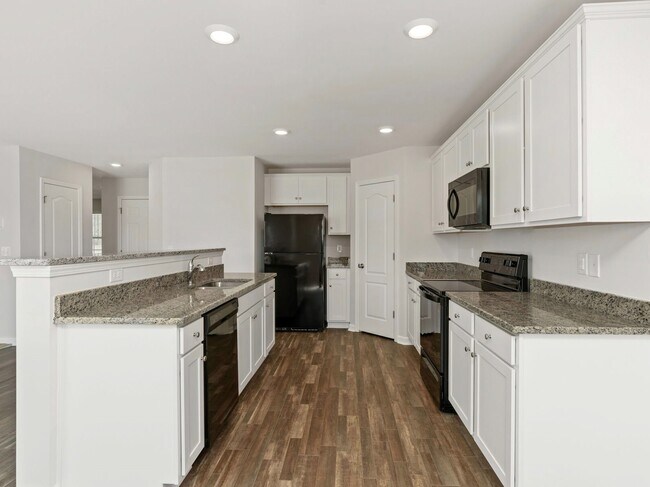 Building Photo - 7136 Cameron Trace Dr
