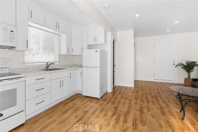Building Photo - 8829 Sylmar Ave