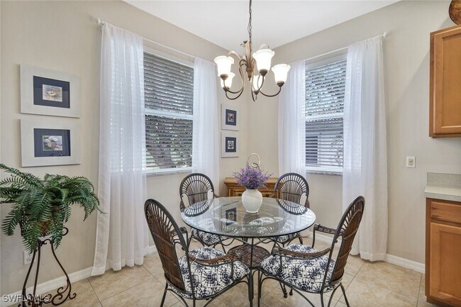 Building Photo - 9110 Spanish Moss Way