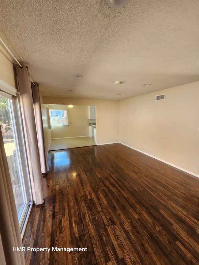 Building Photo - Beautifully Remodeled One-Story Home for Rent