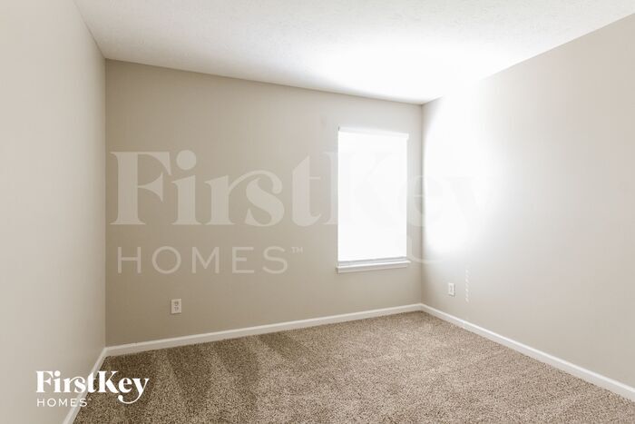 Building Photo - 3521 Ashgrove Dr
