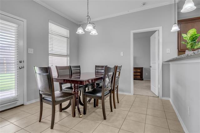Building Photo - 2026 Sterling Gate Dr