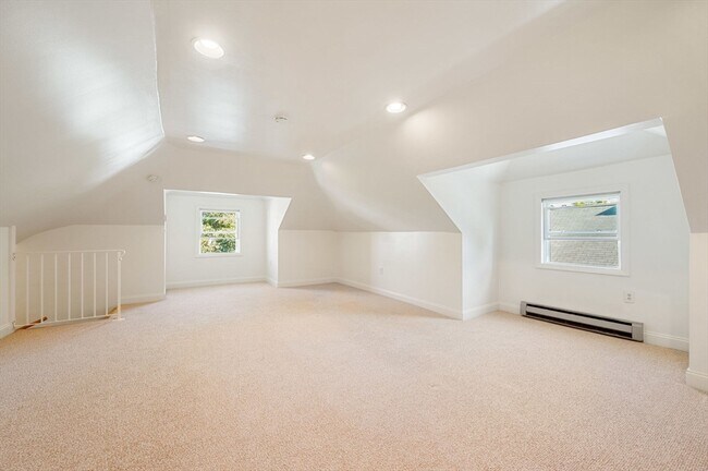 Building Photo - 62-64 Flett Rd