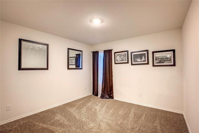 Building Photo - 1004 Basswood Ln