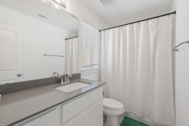 Building Photo - 7615 Blue Finch Ln