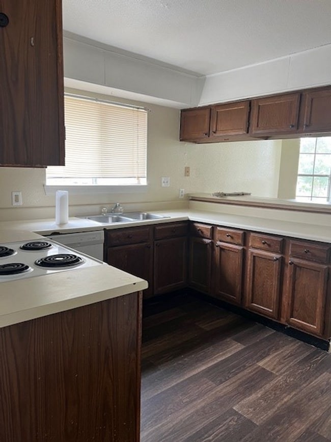 Building Photo - 4409 Rattan Ave