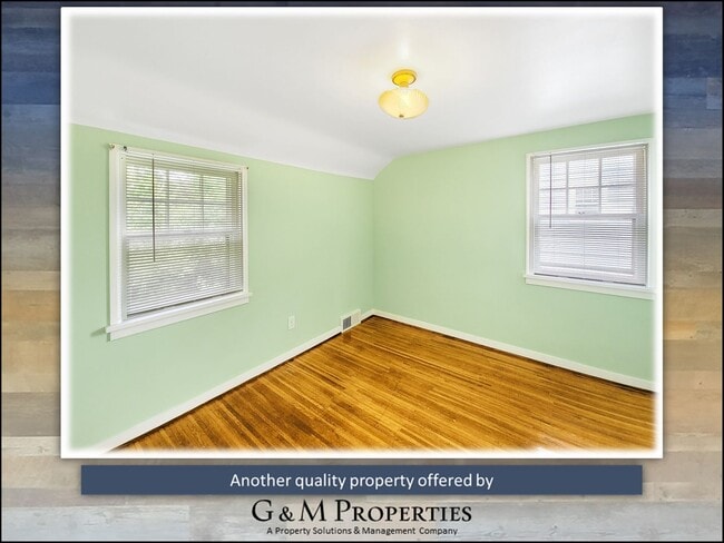 Building Photo - 3-Bedroom Single-Family - Walk to Strong/UofR!