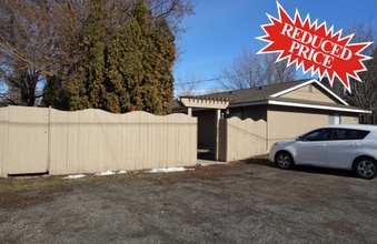 Building Photo - 111 W 12th Ave