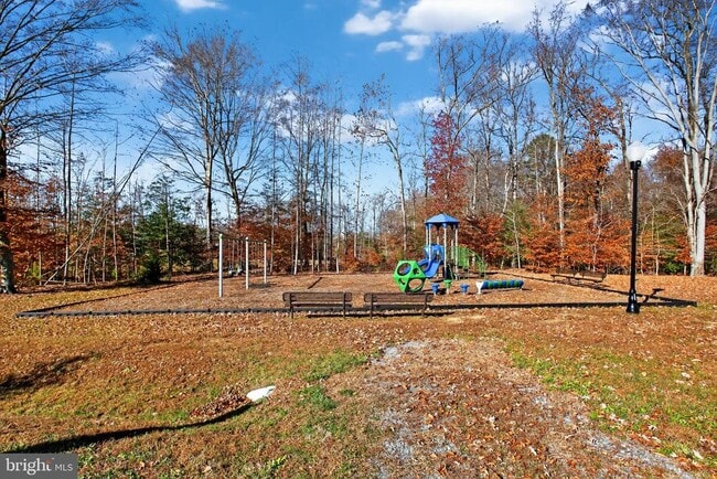 Building Photo - 7986 Benjamin Stoddert Ct