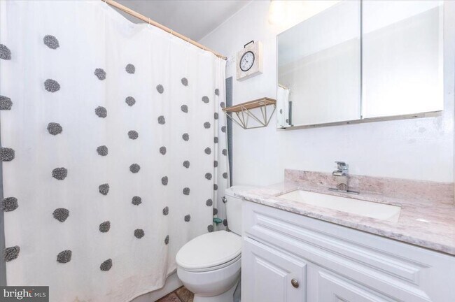 Building Photo - 11584 Liberty Oak Dr