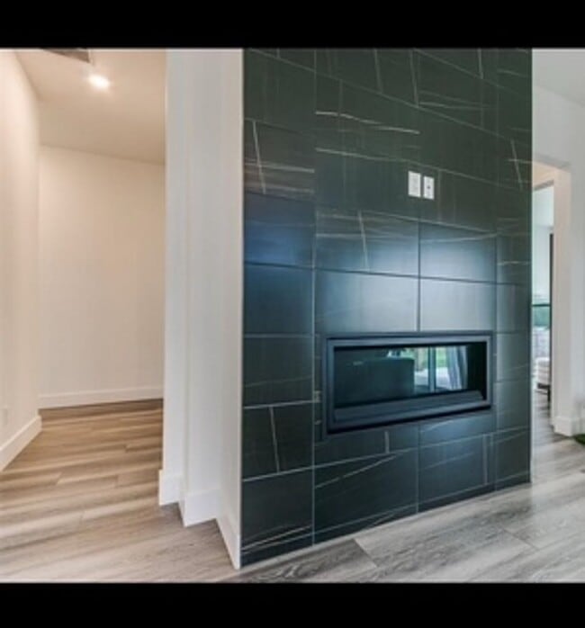 Building Photo - Gated Community - Beautiful, Spacious Home...
