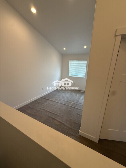 Building Photo - 14792 Chimney Pass Dr