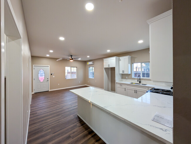 Living Room / Kitchen - 4016 Josephine St