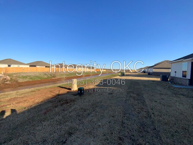 Building Photo - 1841 Easton Ln