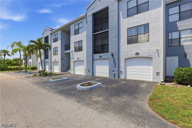 Building Photo - 13605 Eagle Ridge Dr