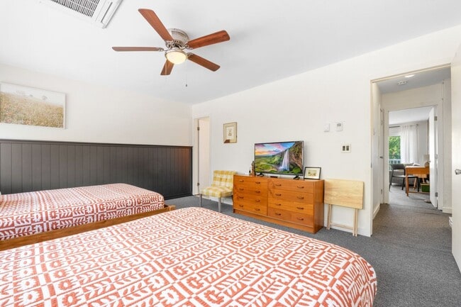 Building Photo - Charming 3BR House in Hunter