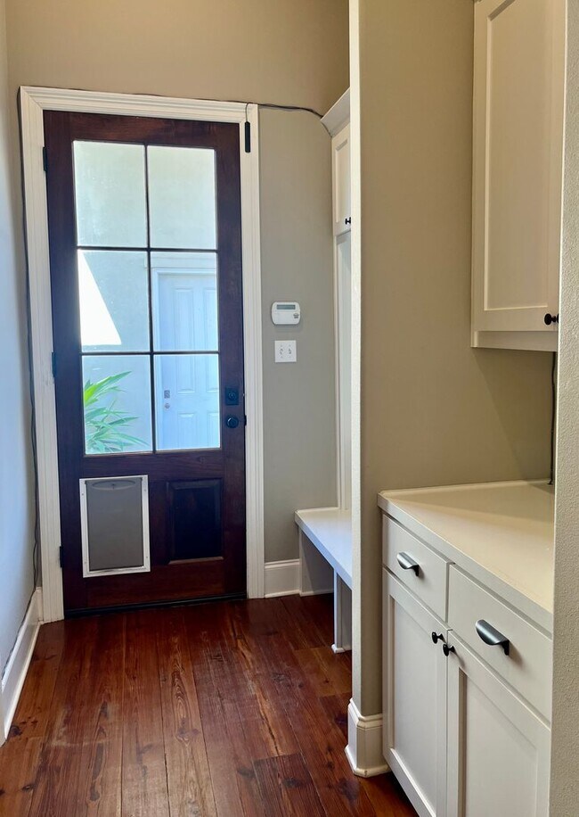 Building Photo - Beautiful Home in Rouzan of Southdowns neighborhood!