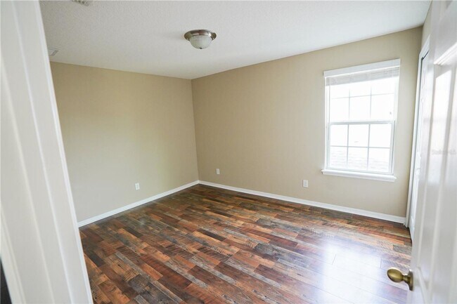 Building Photo - Beautiful 4BR/3.5BA Home with Dual Primary Suites in Harmony for Rent!