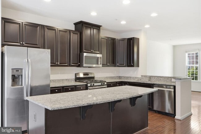 Building Photo - 22447 Bright Sky Dr