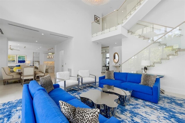 Building Photo - 2001 Marietta Dr