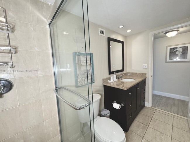 Building Photo - 3800 S Ocean Dr