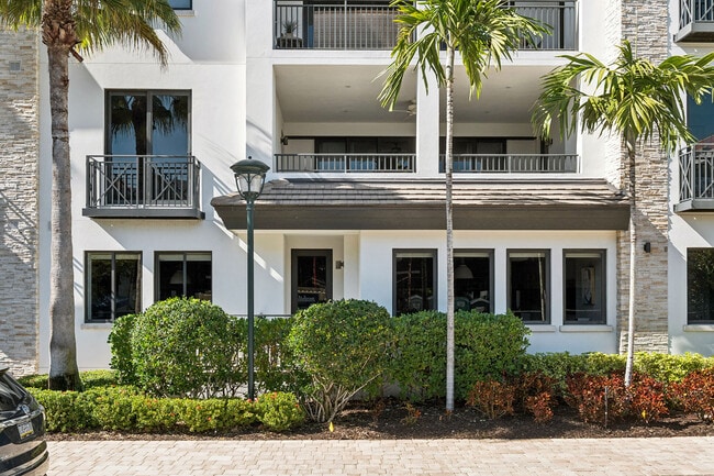 Building Photo - 1135 3rd Ave S