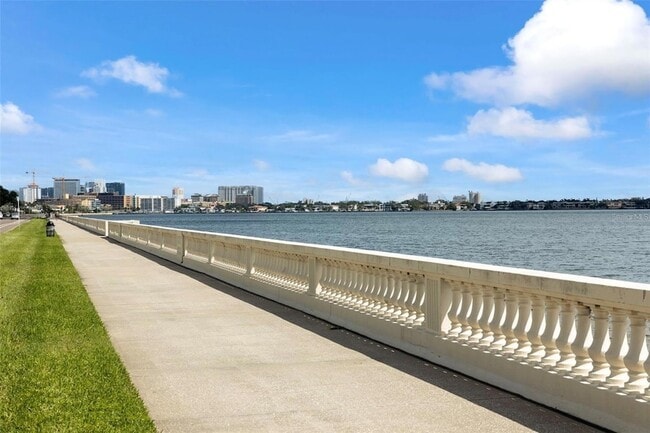 Building Photo - 4141 Bayshore Blvd