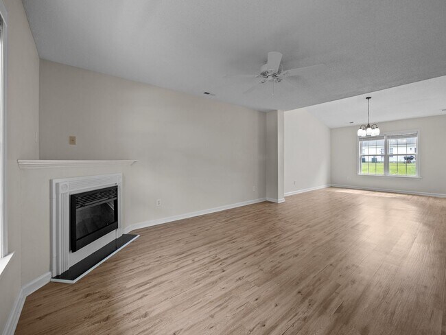 Building Photo - Welcome to Winners Circle!