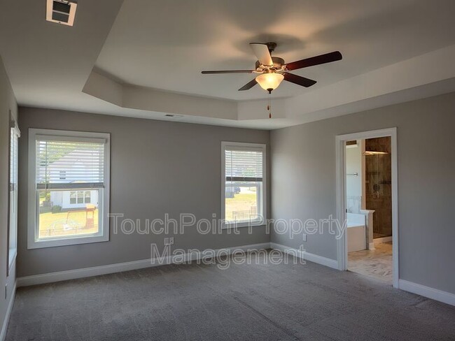 Building Photo - 170 Pine Eagle Dr