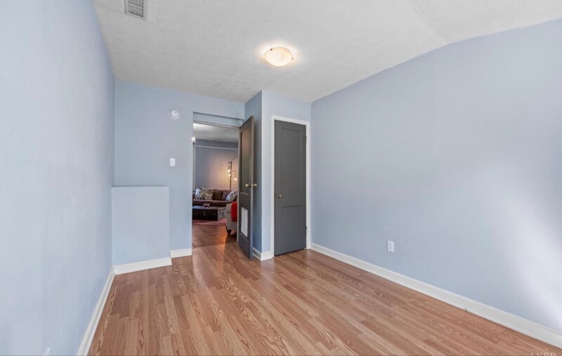 Building Photo - 1206 10th St