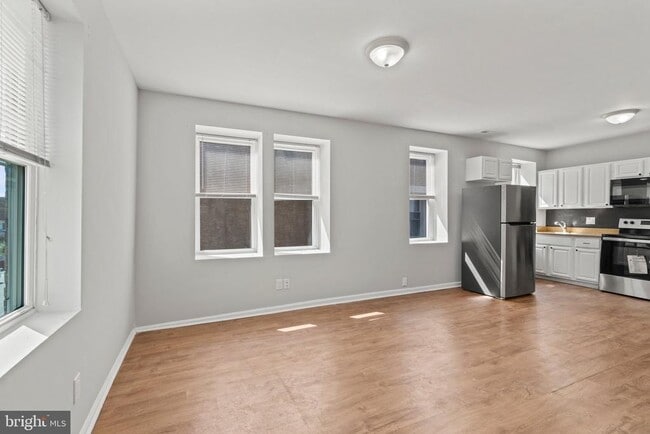 Building Photo - 1018 S 52nd St