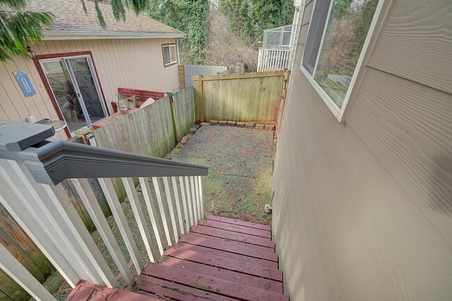 Building Photo - 4Bd/2.5Ba Lynnwood House