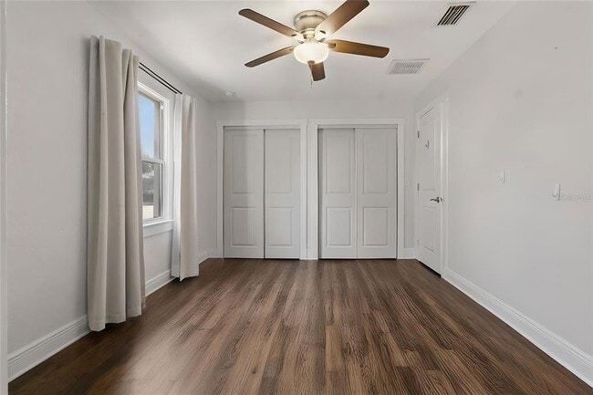 Building Photo - 469 38th Ave N