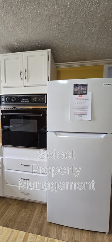 Building Photo - 7233 Adams Ctr Rd