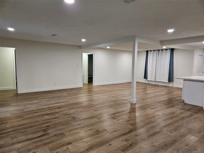 Building Photo - 6446 Brookside Dr