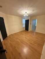 Building Photo - 132 Wakeman Ave