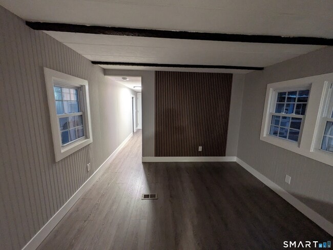 Building Photo - 183 N Main St