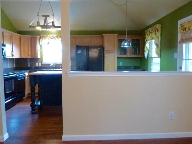 Building Photo - 1218 Sage Dr