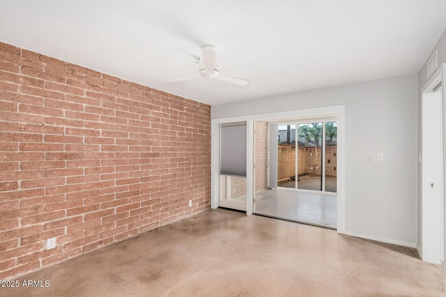 Building Photo - 7401 E Northland Dr