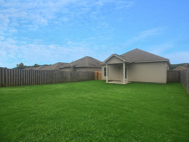 Building Photo - 12945 Garden Creek Ln