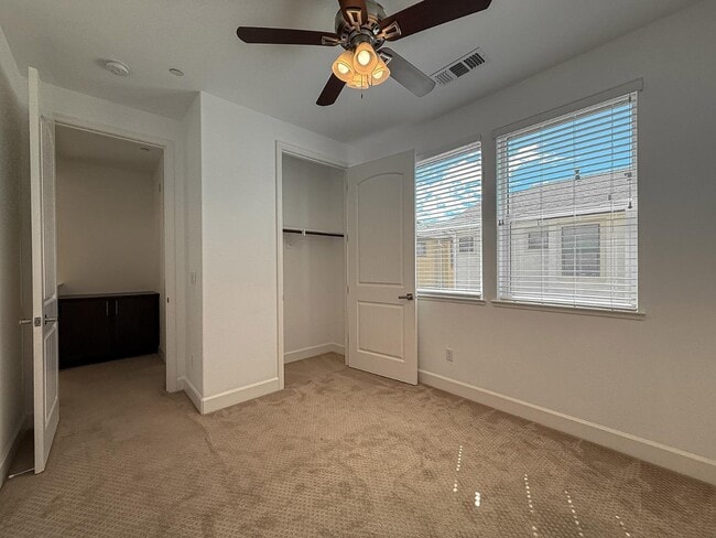 Building Photo - 4028 Freestone Pl
