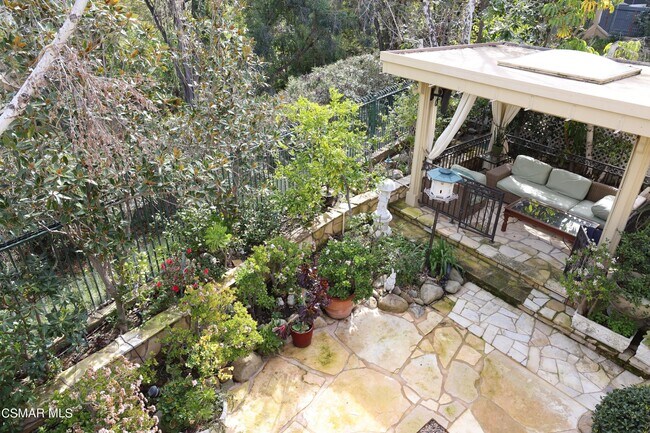 Building Photo - 4328 Park Verdi