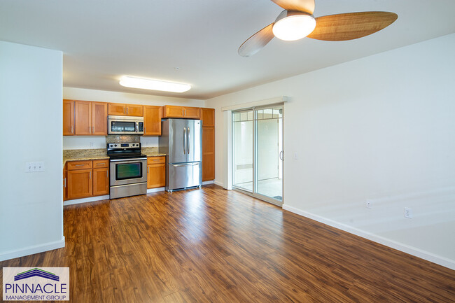 Building Photo - 91-1035 Kamaaha Ave. #1703