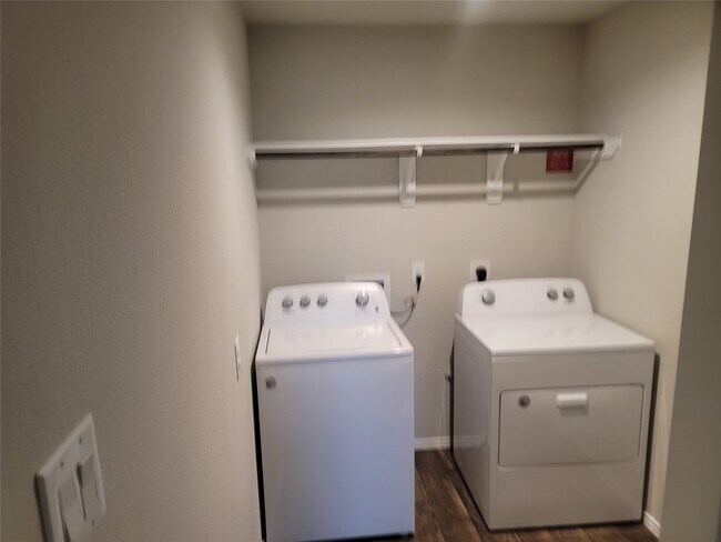 Building Photo - 846 Autumn Flats Wy